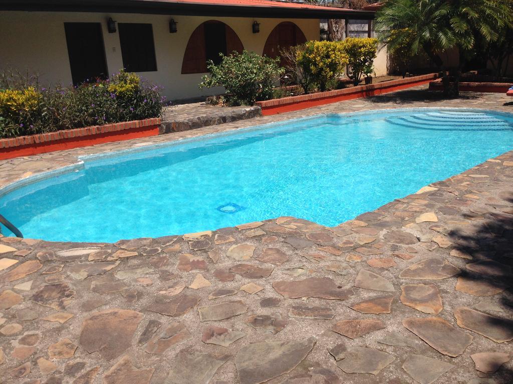 Dushi Vida Country Inn Alajuela Buitenkant foto