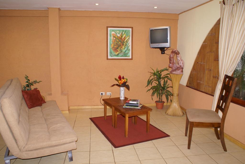 Dushi Vida Country Inn Alajuela Buitenkant foto